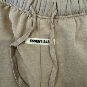 Joggers Sweatpants Essential